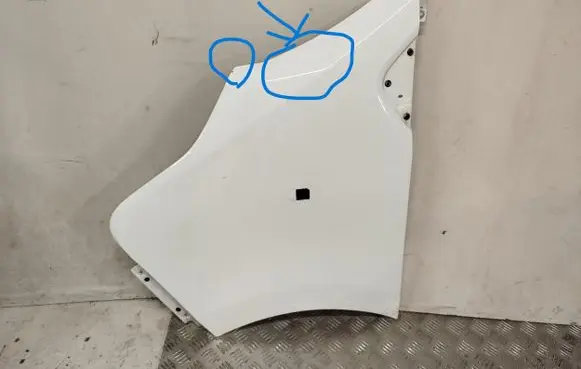 Nissan NV300 Fender 631014989R