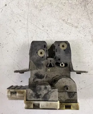 Nissan Micra Tailgate/trunk/boot lock/catch/latch 90502AV719