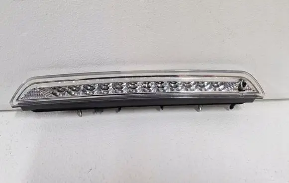 Peugeot 308 Third/center stoplight