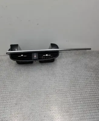 KIA Picanto Dash center air vent grill JA81574648