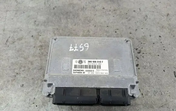 Volkswagen PASSAT B5.5 Engine control unit/module ECU