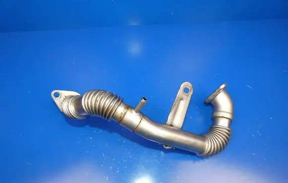 Hyundai Santa Fe EGR valve line/pipe/hose