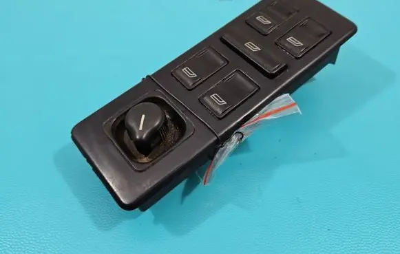Mercedes-Benz Vito Viano W638 Electric window control switch IMPRK1394175