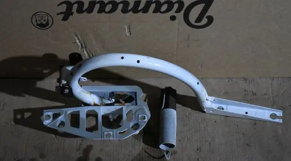 Mercedes-Benz C W205 Tailgate/trunk/boot hinge A2057500428