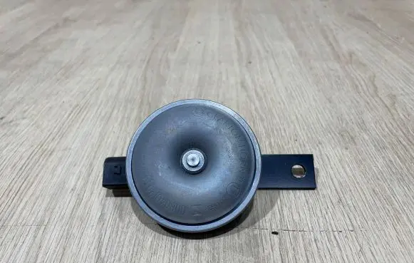 Porsche Panamera (971) Horn signal 971951101