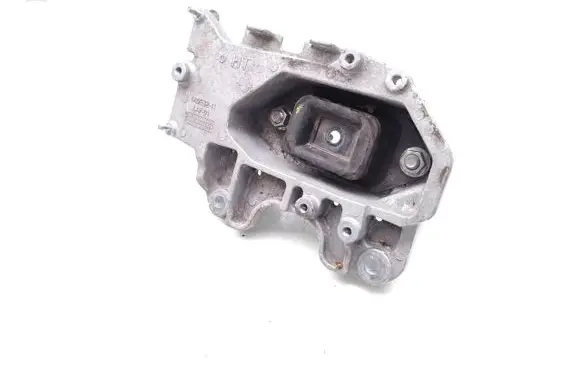 Nissan Pulsar Engine mounting bracket 1A0E32-11