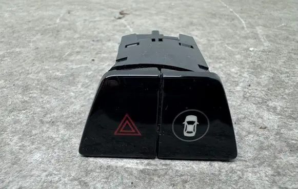 BMW 7 G11 G12 Hazard light switch 9383535 6993047 61316993047