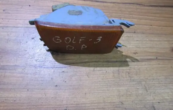 Volkswagen Golf III Front indicator light 8580391