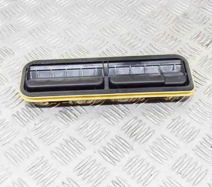 Mercedes-Benz E A207 Quarter panel pressure vent A2128300242