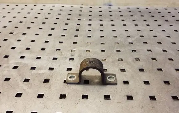 Mitsubishi ASX Sway bar bush bracket, front 