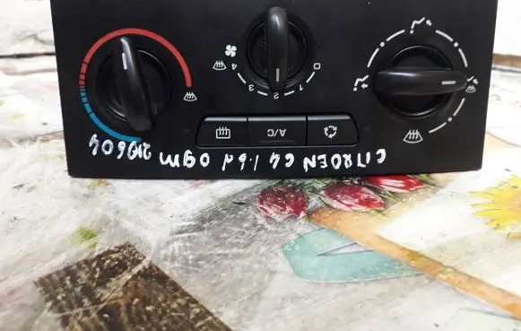 Citroen C4 I Climate control unit H57560047 H5760L81B