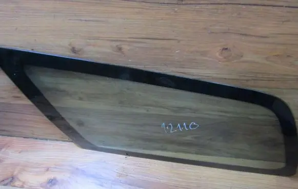 Ford Focus Rear side window