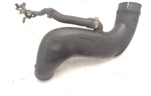 Opel Zafira B Intercooler hose/pipe 55560229 329788454