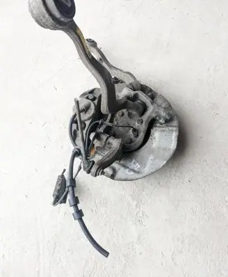 BMW 5 E60 E61 Front wheel hub 6760954