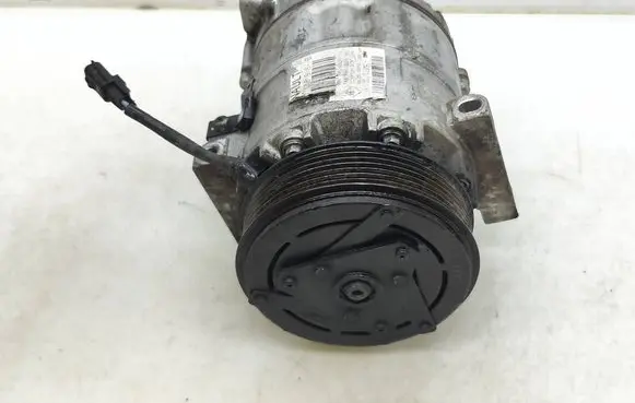 Renault Trafic III (X82) Air conditioning (A/C) compressor (pump) 8200848916B 2243307111 Z00204
