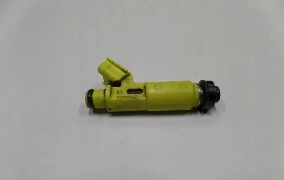 Toyota RAV 4 (XA20) Fuel injector 2325028050RAV4