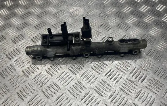 Peugeot 607 Fuel main line pipe 0445214017 003722