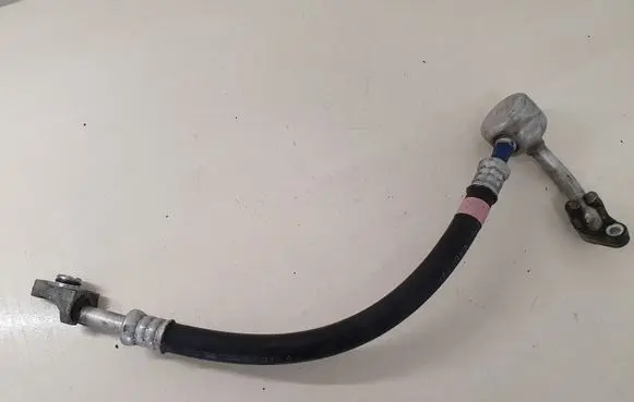 Lexus IS 220D-250-350 Air conditioning (A/C) pipe/hose
