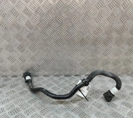 BMW iX Engine coolant pipe/hose 8475131