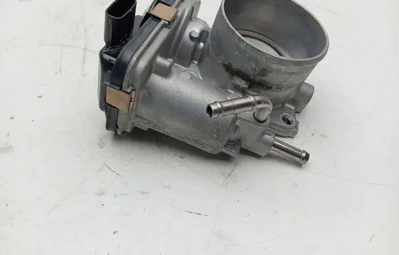 Lexus ES 250 - 300 - 330 Throttle valve 2203025020