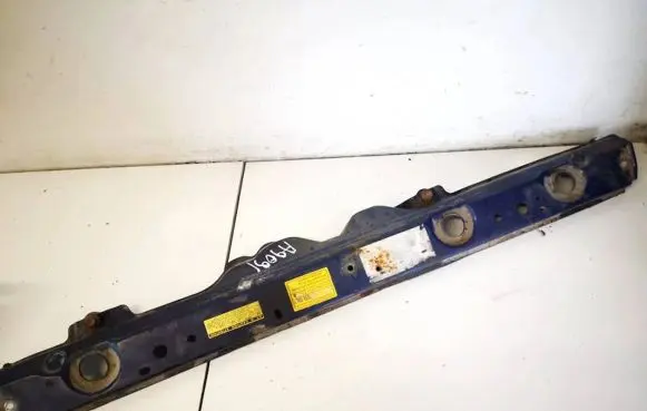 Toyota Yaris Radiator support slam panel