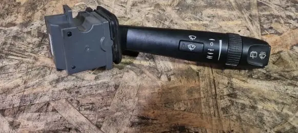 Volvo XC70 Wiper control stalk