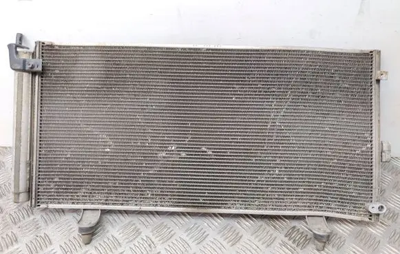 Subaru Outback A/C cooling radiator (condenser)