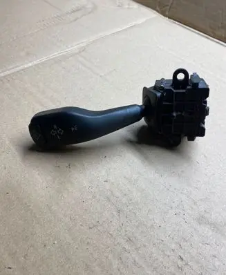 BMW 5 E39 Indicator stalk 8363668K 01104010