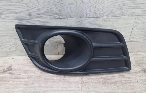 Suzuki SX4 Front bumper lower grill 7175155L0