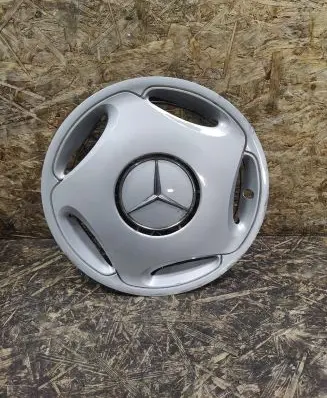 Mercedes-Benz E W210 R15 wheel hub/cap/trim A2104010024