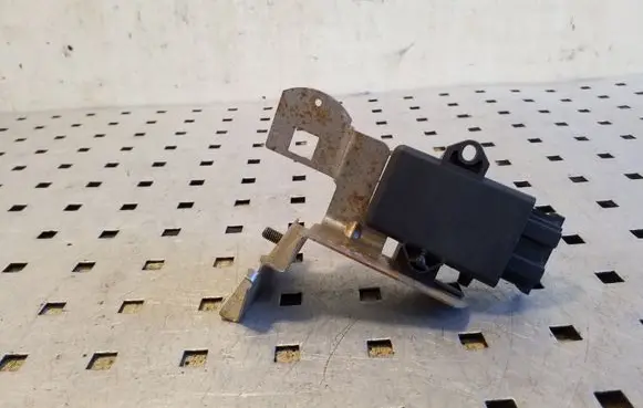 Volkswagen Touareg I Seat heating relay 1Z0959772B