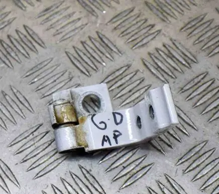 Audi A5 Rear door upper hinge A046574 8W0833404A