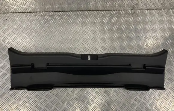Toyota Yaris Cross Trunk/boot sill cover protection PK14599