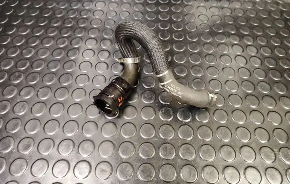 Volvo S60 Engine coolant pipe/hose 31342818
