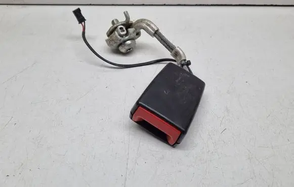 BMW 5 F10 F11 Rear seatbelt buckle 7243274