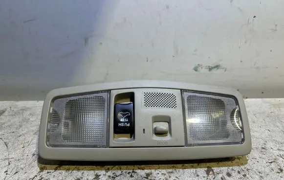 Mitsubishi Outlander Front seat light 8401A009ZZ