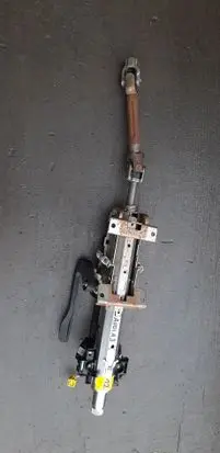 Steering wheel axle