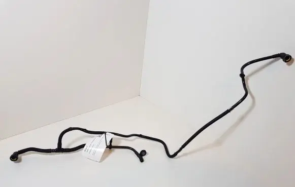 Nissan Qashqai J12 Engine coolant pipe/hose