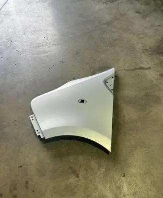 Renault Trafic III (X82) Fender