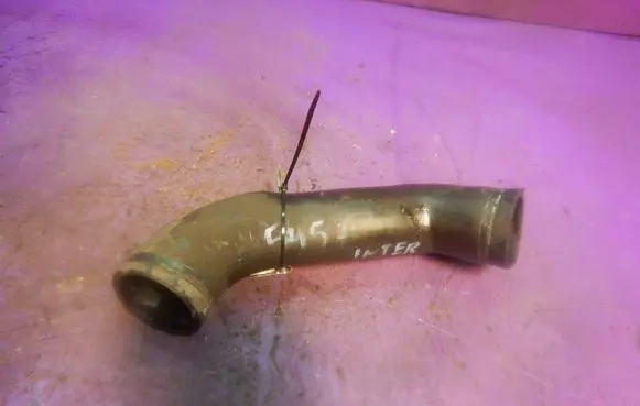 Ford Mondeo Mk III Intercooler hose/pipe 