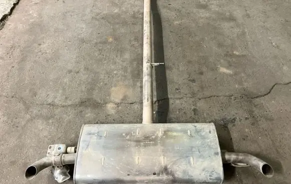 Volvo XC40 Muffler/silencer 32317213