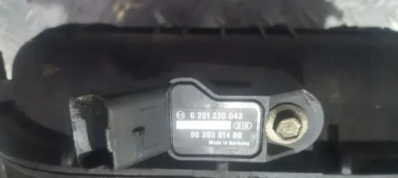 Peugeot 307 Air pressure sensor 9639381480 0261230043