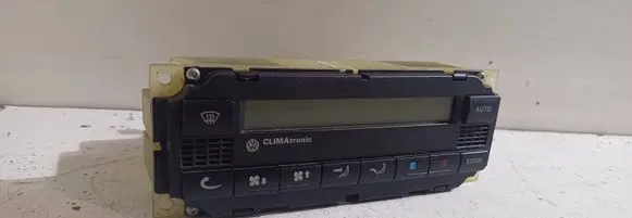 Volkswagen PASSAT B5 Climate control unit 3B1907044B