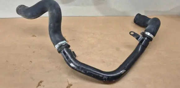Audi A6 S6 C4 4A Engine coolant pipe/hose 4a0121075g
