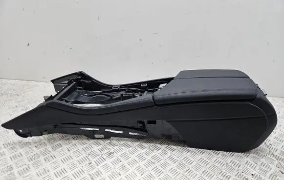 BMW 5 F10 F11 Center console 147692