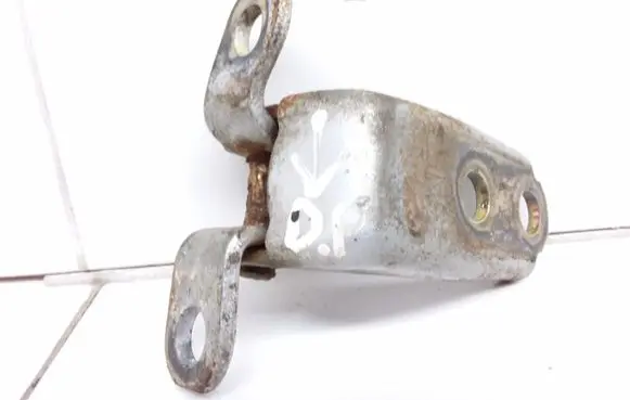 Honda Civic Front door lower hinge 