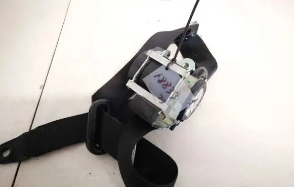 Ford Mondeo MK IV Front seatbelt 6g9n61295afw