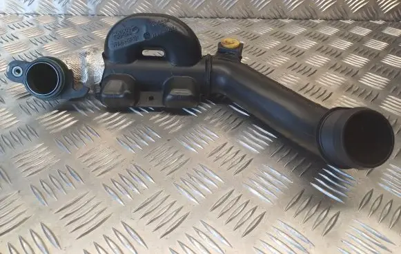 Citroen Berlingo Turbo air intake inlet pipe/hose 9657083280 003538