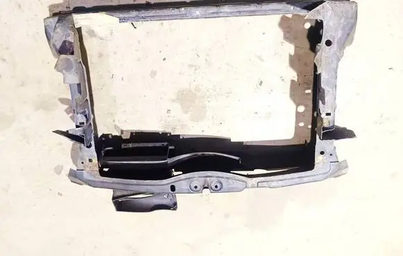 Skoda Octavia Mk2 (1Z) Radiator support slam panel