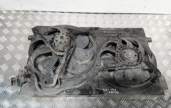 Seat Toledo II (1M) Electric radiator cooling fan 1j0121207m
